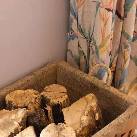 Treixadura شقة Pincelo